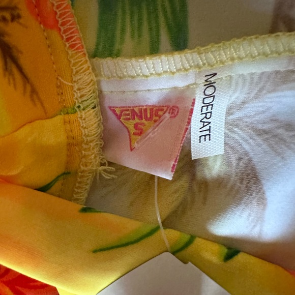 VENUS Bikini Bottoms - Picture 6 of 6